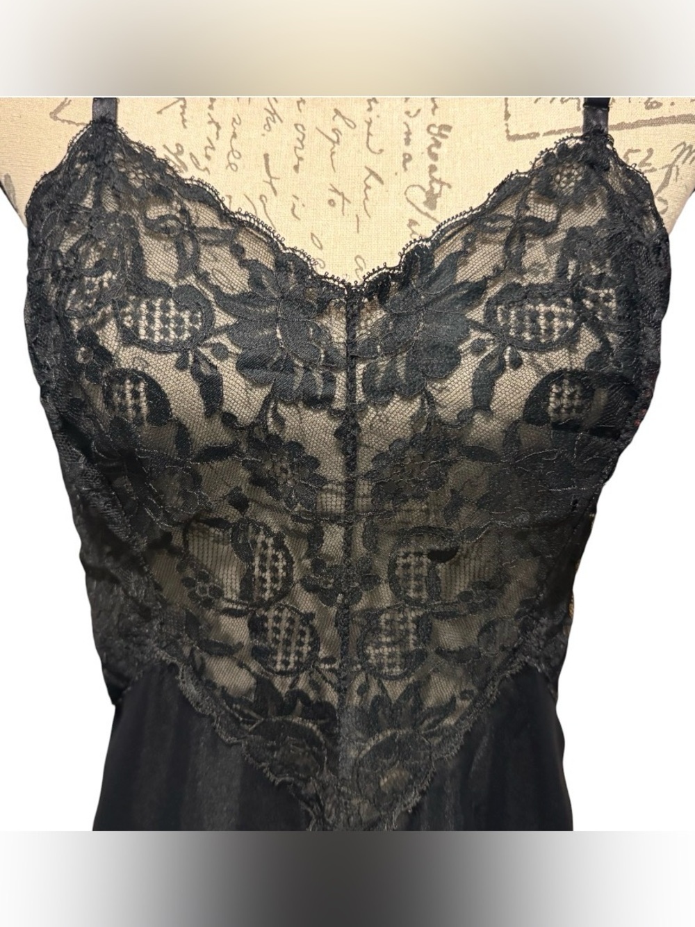 Vintage Vanity Fair Black Lace Bodice Full Slip Dress Size 36 Large Made in USA - Picture 2 of 9